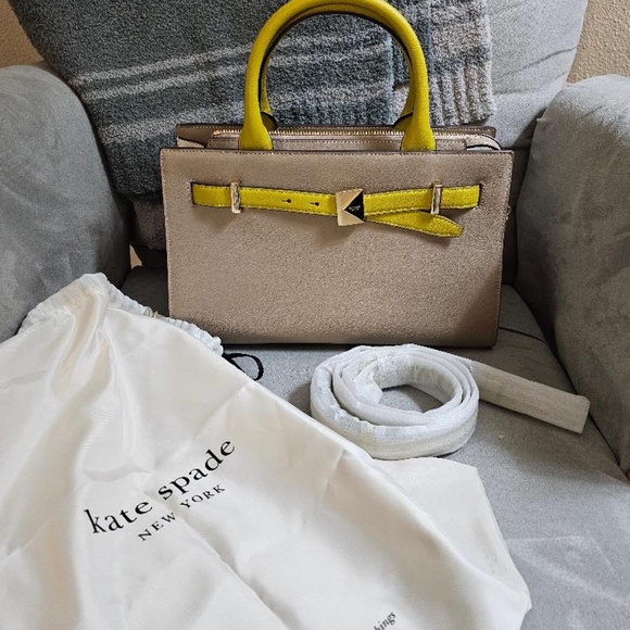 KATE SPADE SATCHEL - Picture 1 of 3